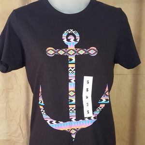 Empyre Tee Size Small